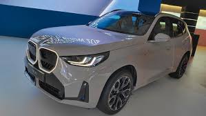 BMW iX Terbaru Resmi Diluncurkan di Indonesia, Berikut Perbedaannya dengan Model Sebelumnya